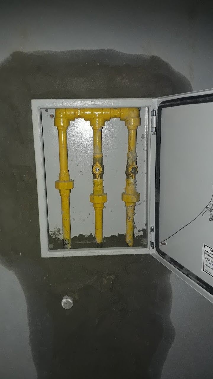 das pipes and systems